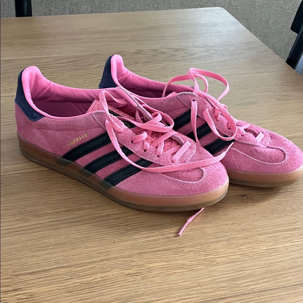 Adidas Women's Pink and Navy Gazelle Sneakers